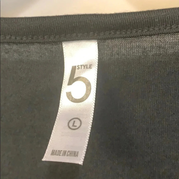 Cropped Graphic T-Shirt BABE graphic Black - Picture 3 of 5